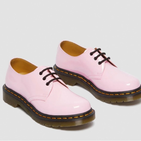 Dr. Martens Shoes - Dr. Martens Low Profile 1461 Patent Leather Oxfords in
Pale Pink
